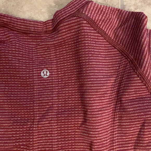 Lululemon athletic long sleeve - Picture 4 of 4
